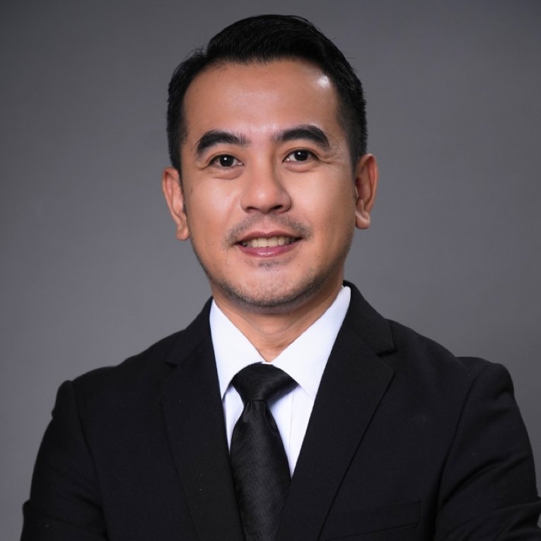 Nico B. Valderrama